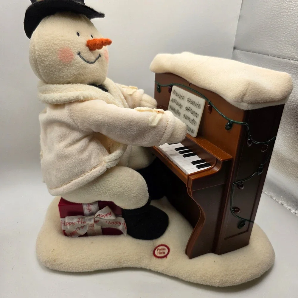 Hallmark Jingle Pals Snowman Playing Piano Musical Animated Christmas Plush